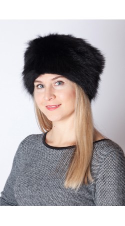 Black raccoon fur hat